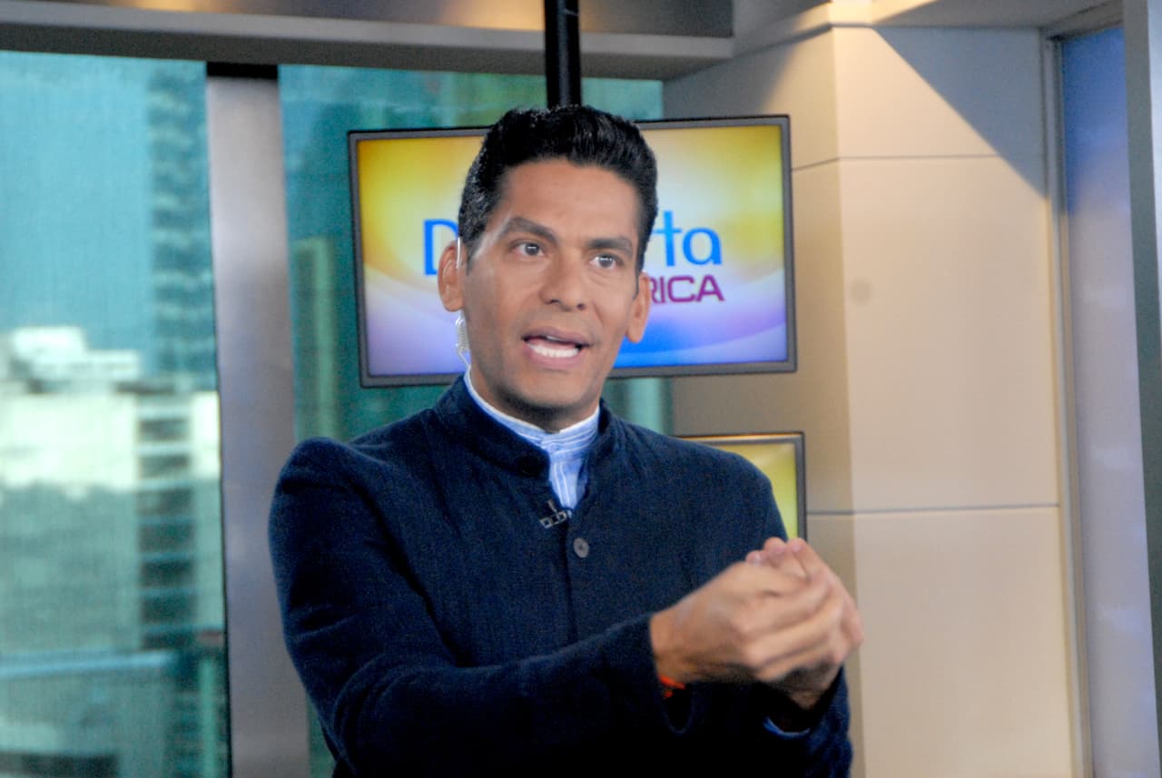 Responder con humor, comentó Cala, a veces puede aplacar al que te ofendió.