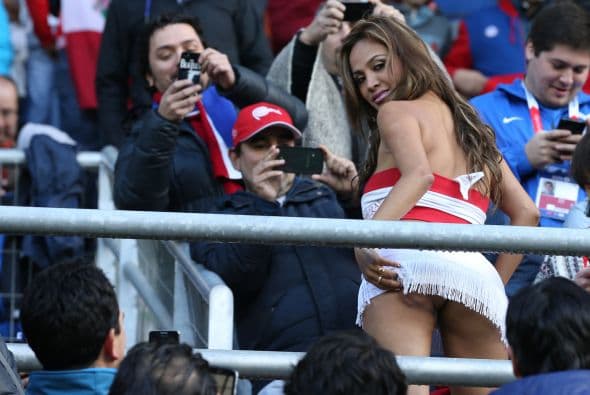 Te presentamos a las bellas aficionadas que han deleitado la pupila en la Copa América.