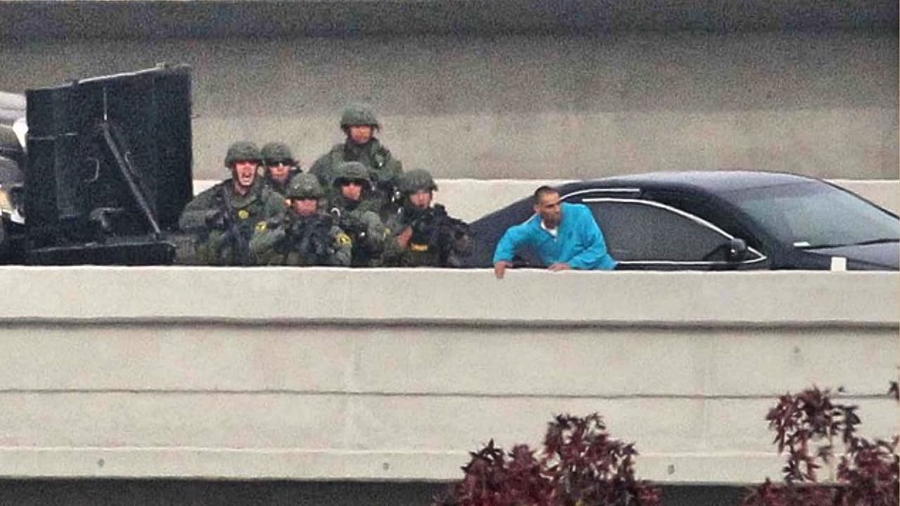 Lo salvaron de saltar de un puente para encerrarlo de por vida en la cárcel