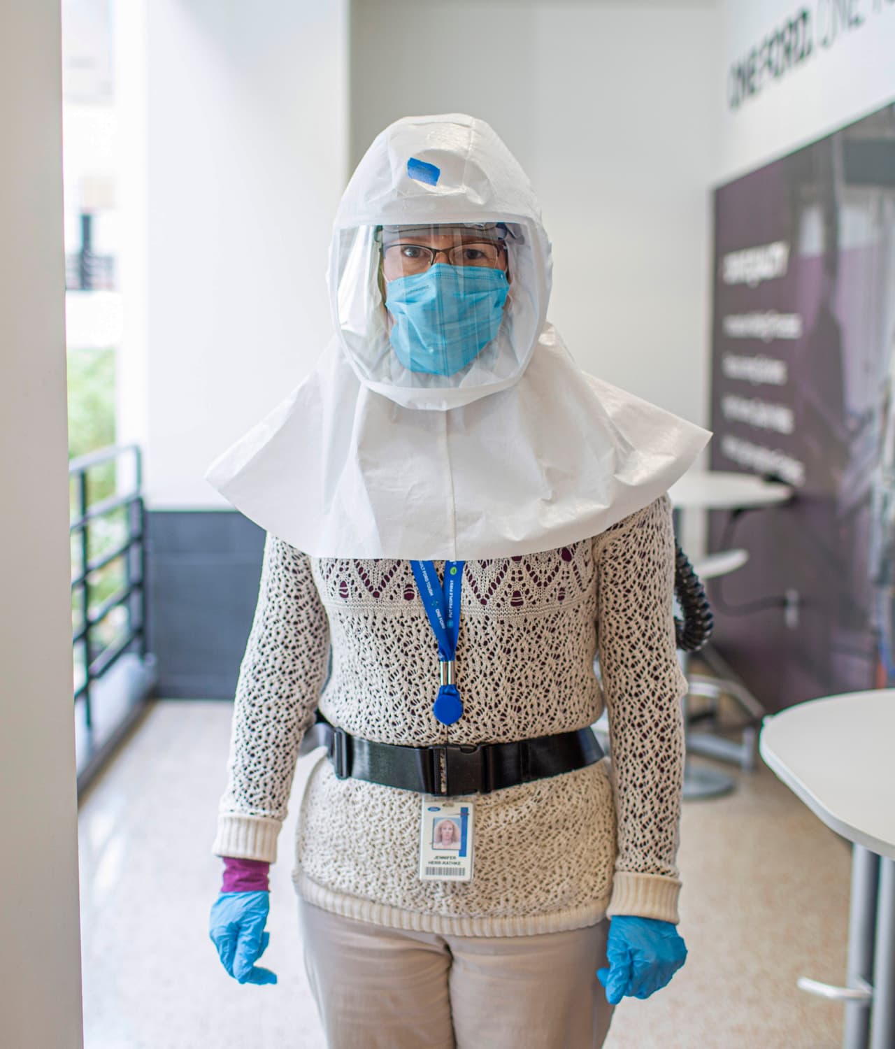 Producción de respiradores con un diseño totalmente nuevo a cargo de Ford. Este dispositivo ayuda a proteger a los profesionales de la salud que están en contacto directo con personas contagiadas.