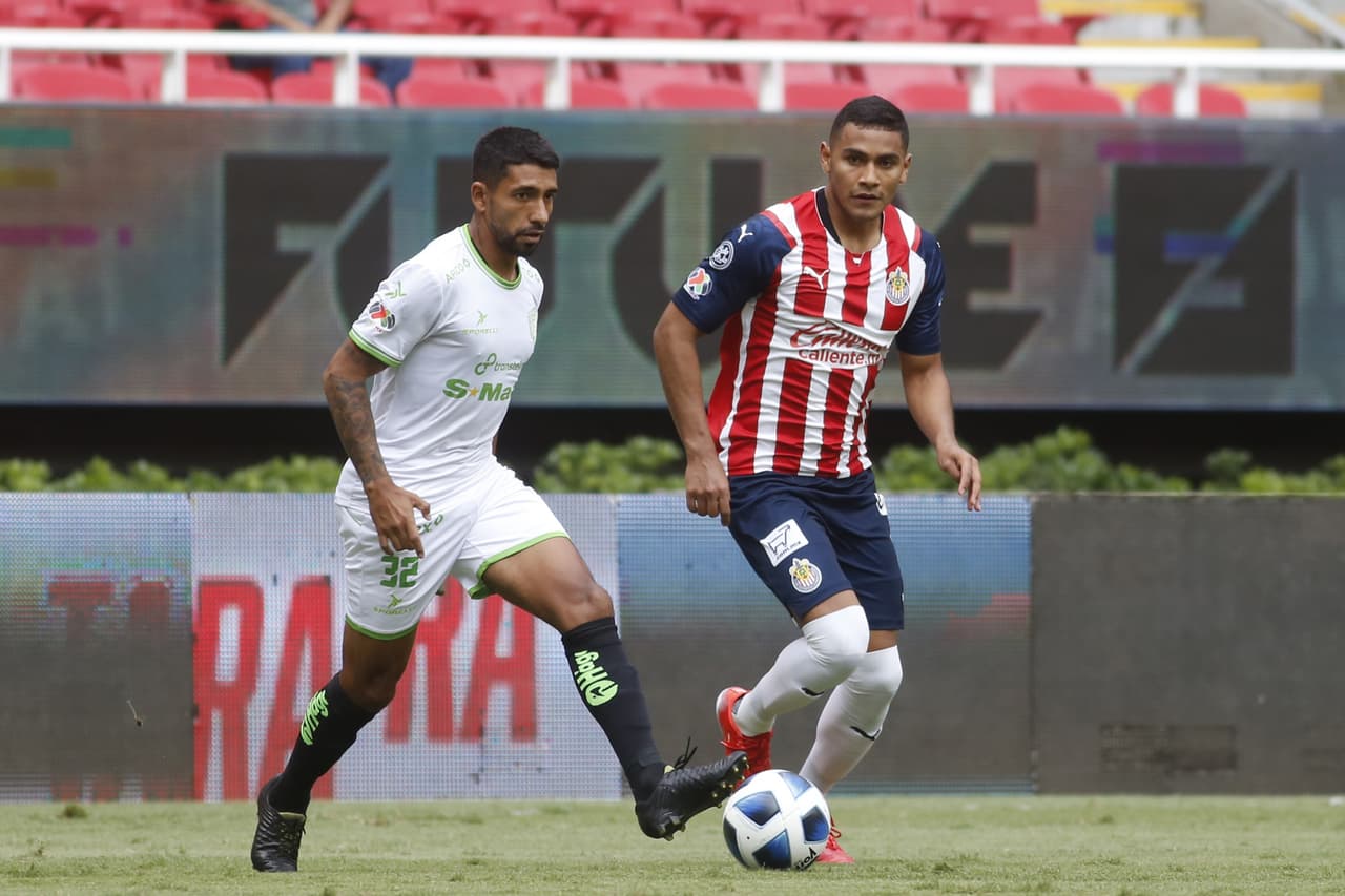 Bravos salió determinado a ganar el encuentro desde el principio, pero un gol de José Godínez al minuto 89 les roba el triunfo y terminan empatando 2-2 con Chivas.
