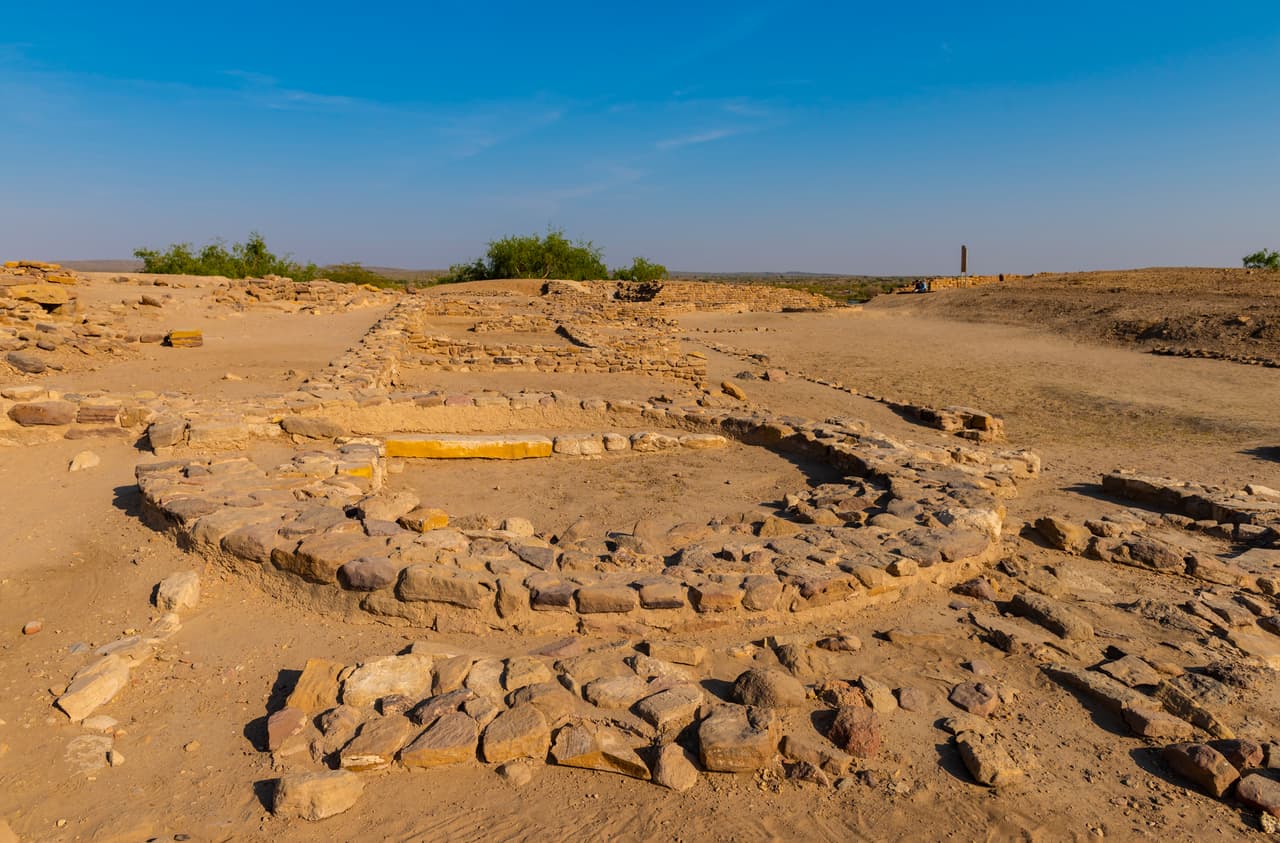 <b>La antigua ciudad de Dholavira, India</b>
<br>
<br>Fue fundada entre los años 3000 y 1500 antes de Cristo y es uno de los sitios arqueológicos mejor conservados de la antigua civilización Harappa, que habitó lo que hoy corresponde al oeste de India.