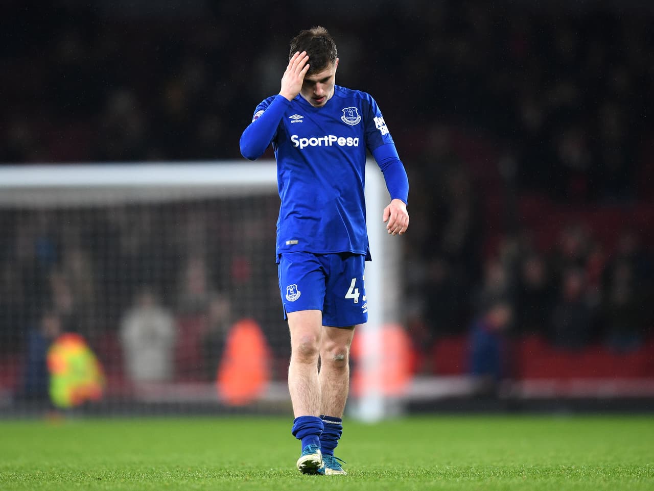 Sin embargo, esa tradición se ha visto opacada por una ausencia entre los equipos que pelean, pues su último título fue en 1985 y en Inglaterra la última vez que ganó algo fue la FA Cup en 1995.