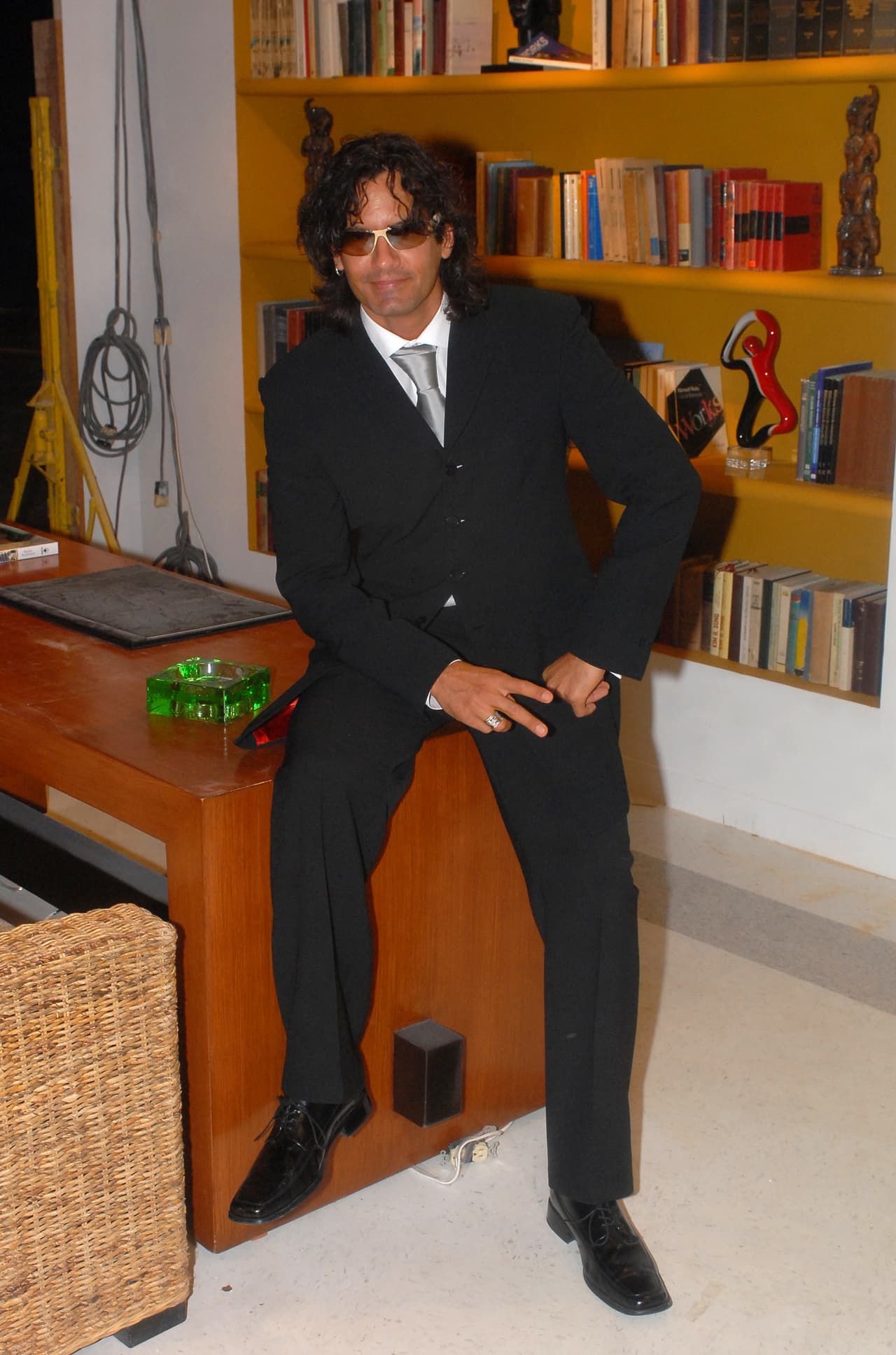 Cabe recordar que el actor caribeño no salió de la mejor manera de ‘Mar de amor’, pues sus constantes indisciplinas y sus pleitos con Ninel Conde provocaron que la productora Nathalie Lartilleux optara por despedirlo.