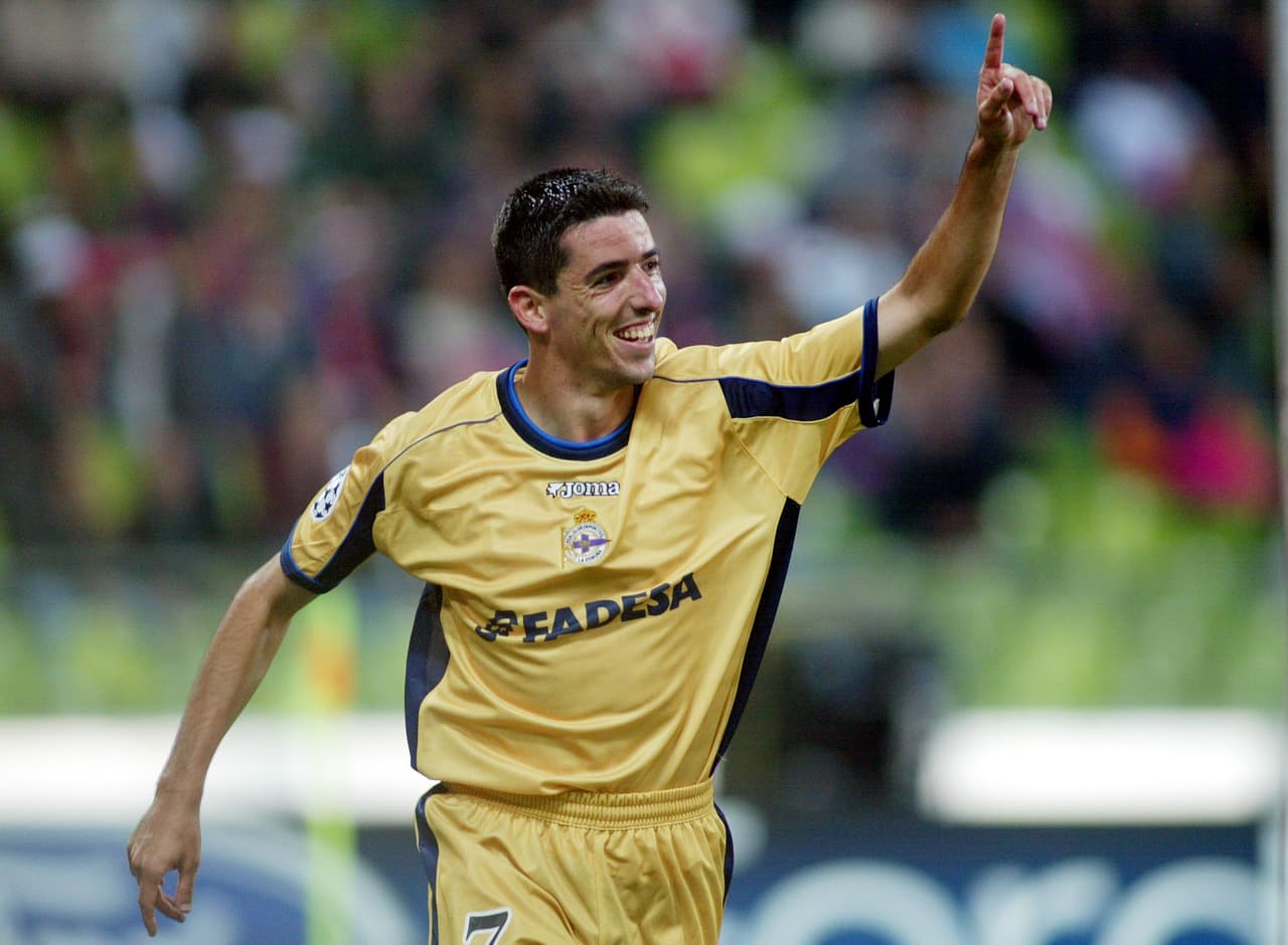 El holandés marcó 97 goles en 179 partidos con el equipo español, 40 de ellos en 54 partidos de su última temporada antes de llegar al Bayern Munich.