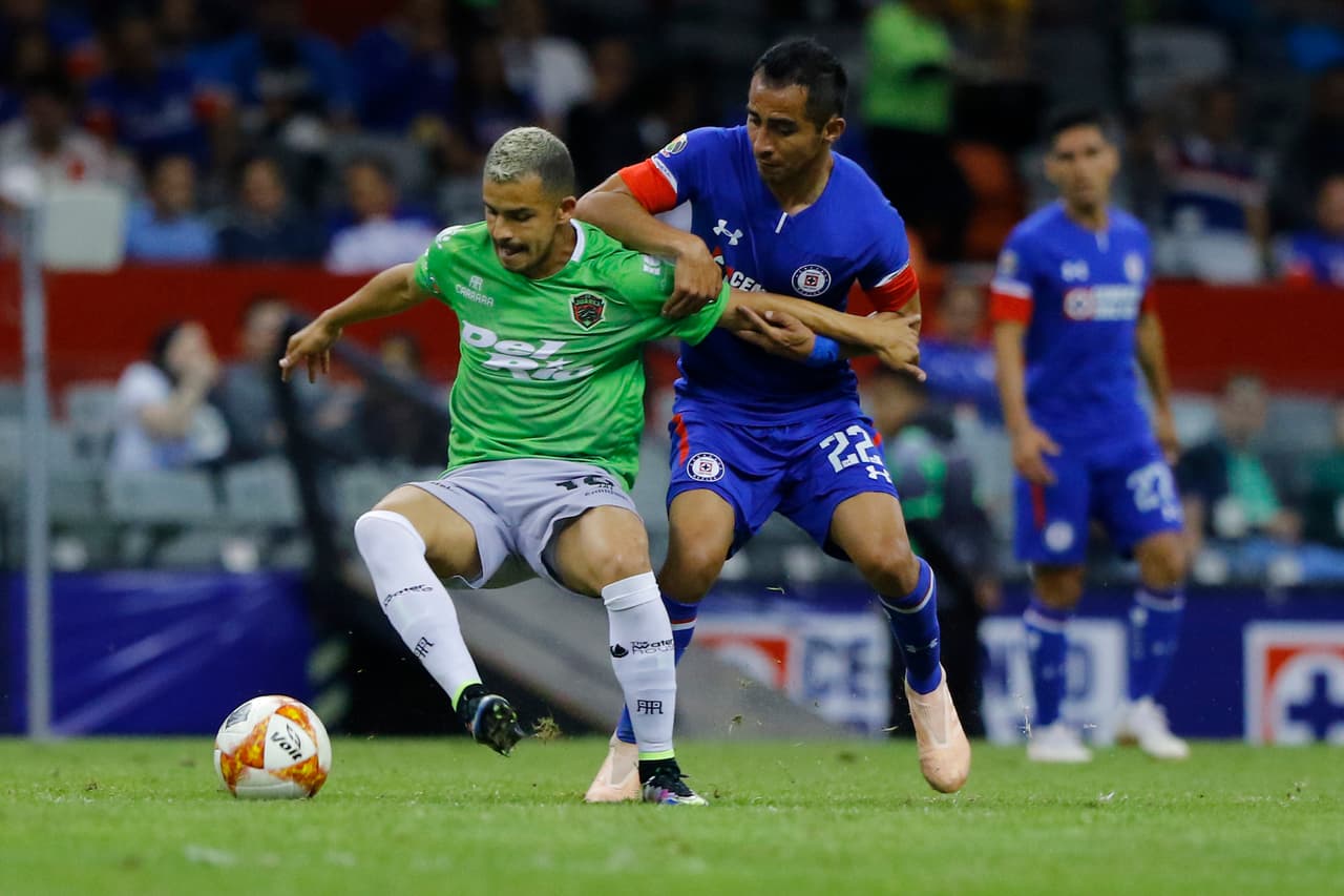 Los visitantes se fueron con la cara en lo alto, aunque con un hombre menos escasearon sobremanera las ocasiones de gol para los Bravos quienes dejan su huella al haber echado al América.