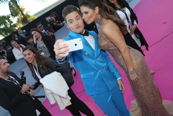 El equipo de Nuestra Belleza Latina y las participantes fueron invitados VIP a la fiesta más grande de la música latina. Las chicas, el jurado, conductores, reinas y ex participantes gozaron de una noche llena de estrellas y muchísima música.