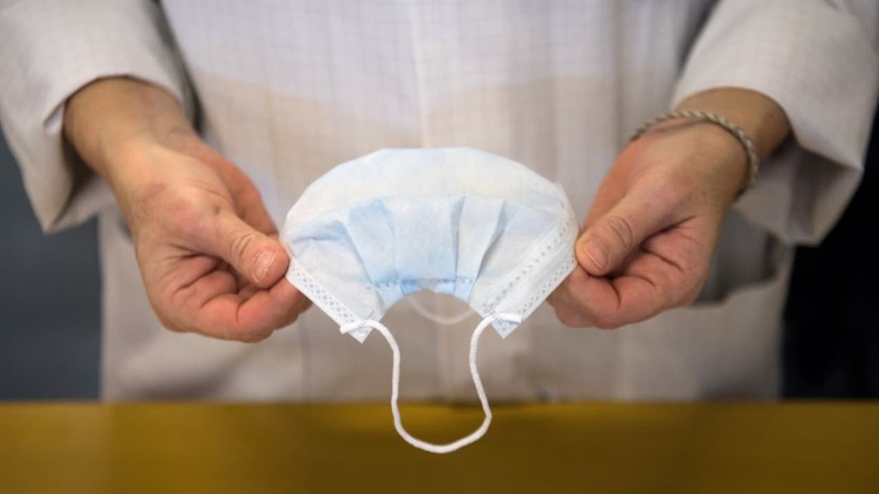 ¿Debo usar tapabocas en todo momento si me siento enfermo? Dr. Juan responde