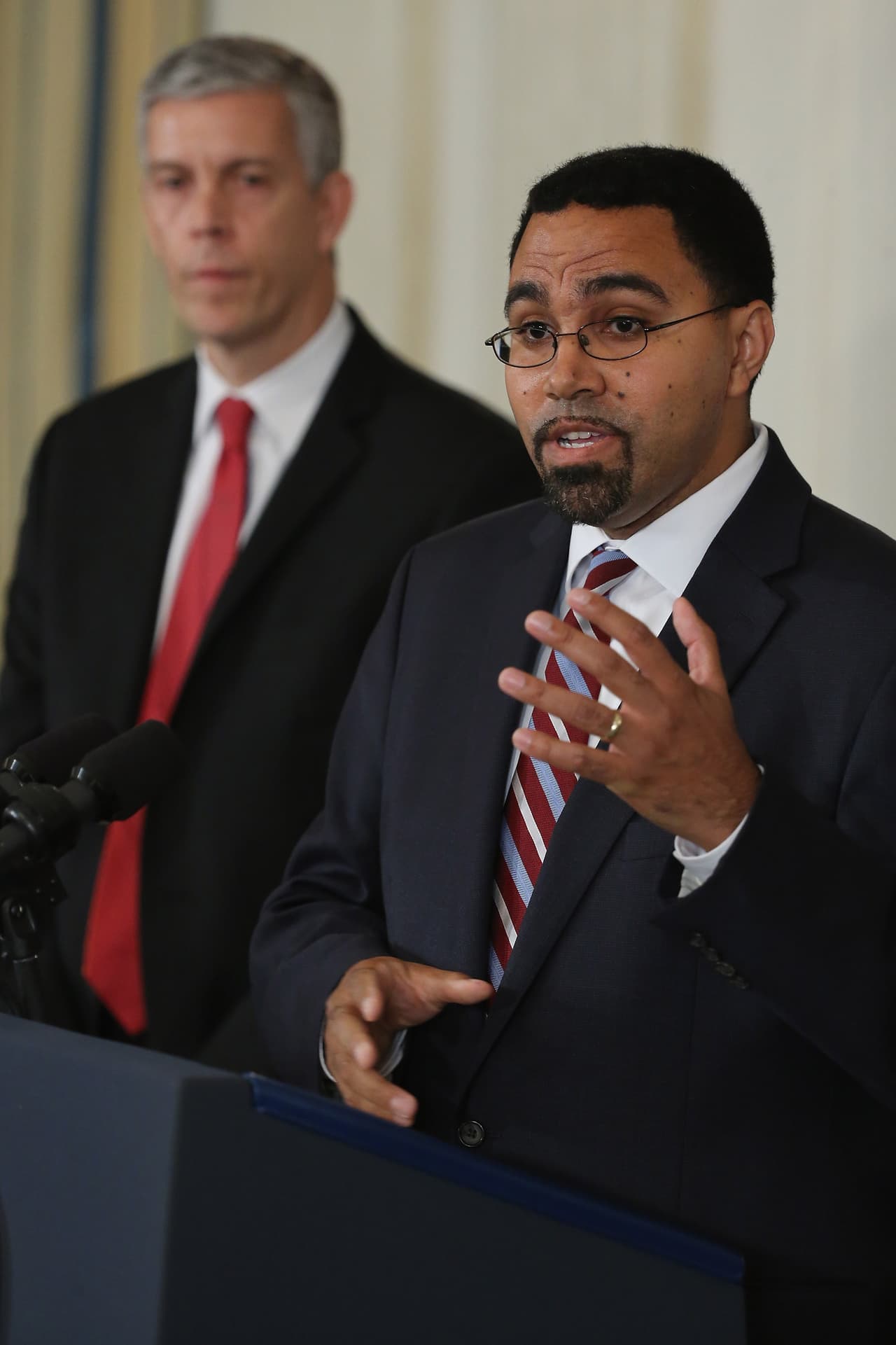 El subsecretario de Educación habla de la inequidad en distrito escolar de Florida