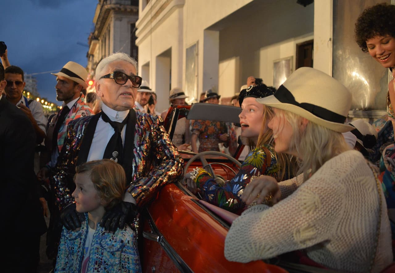 Después del desfile, Karl paseó por la ciudad vieja de La Habana.