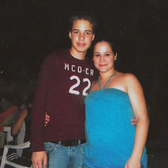 William Valdes recordando a su prima que lo cuida desde el cielo.