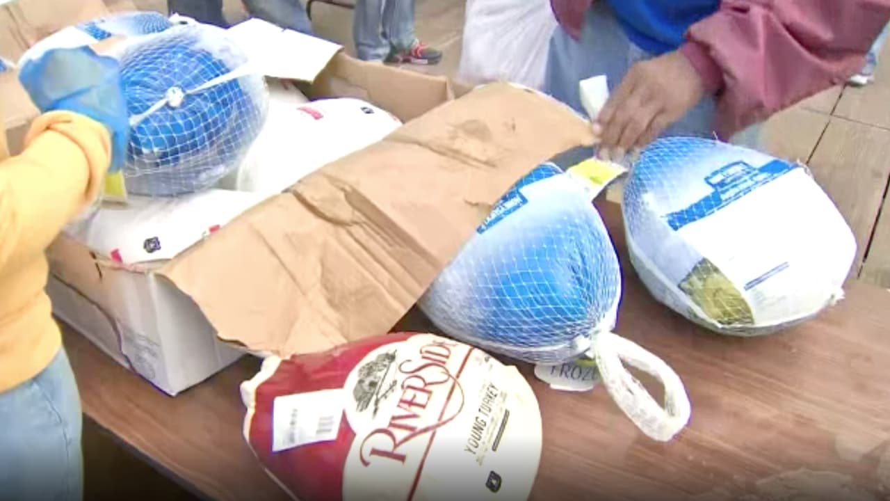 En estos lugares van a regalar pavos y productos para la cena de Día de Acción de Gracias en Houston