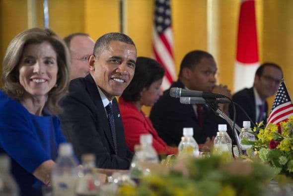 Obama y Kennedy en el banquete organizado en el Palacio Imperial en honor al presidente de EEUU.