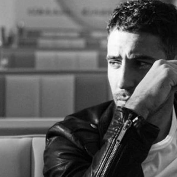 Miguel Ángel Silvestre conquistará tu corazón en ‘Velvet’, ¿ya lo viste?