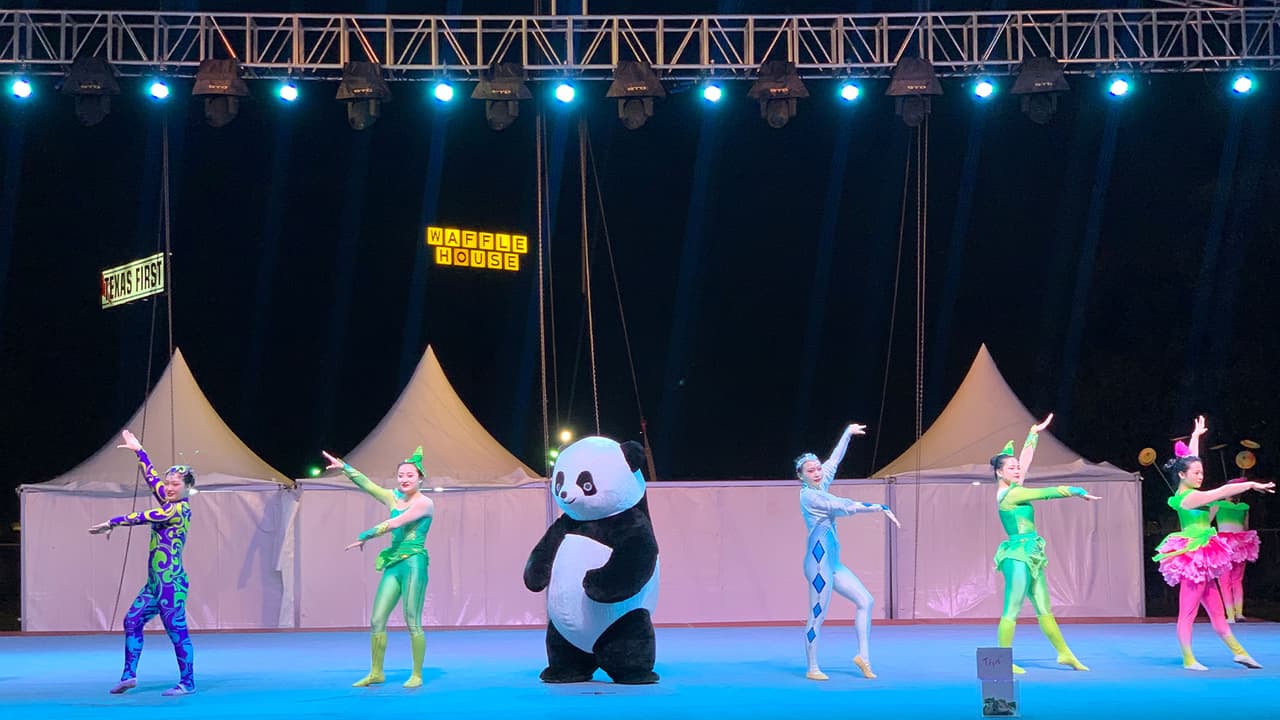 El festival Magical Winter Lights se presenta por quinto año consecutivo en el sur de Houston.