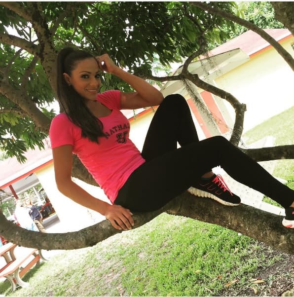 Durate la semana, las chicas tienen un rato para conectarse a sus redes sociales y compartir con sus seguidores lo que han hecho durante la semana. Sigue sus pasos y mira qué más han hecho.