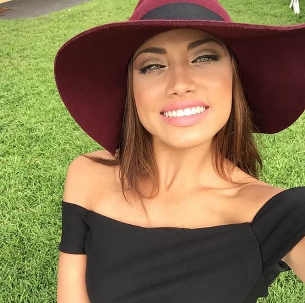 Durate la semana, las chicas tienen un rato para conectarse a sus redes sociales y compartir con sus seguidores lo que han hecho durante la semana. Sigue sus pasos y mira qué más han hecho.