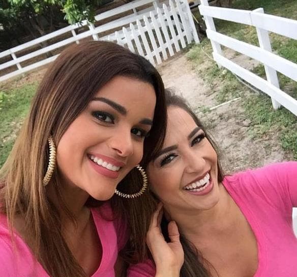 Durate la semana, las chicas tienen un rato para conectarse a sus redes sociales y compartir con sus seguidores lo que han hecho durante la semana. Sigue sus pasos y mira qué más han hecho.