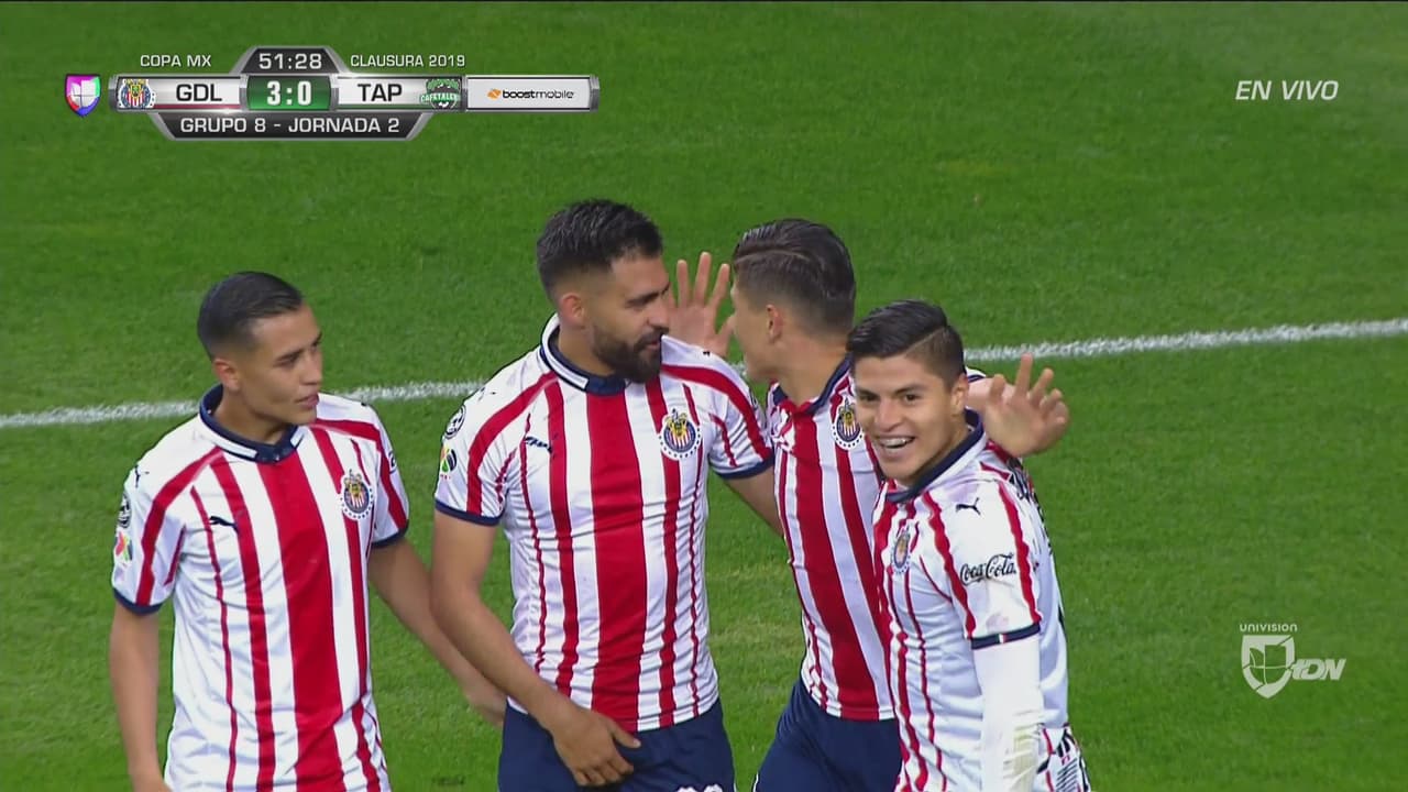 ¡Chivas golea! Basulto, con clase, consigue el 3-0