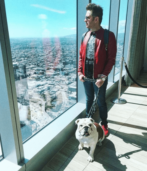 El Dasa comenzó como chofer de Vicente Fernández, pero hoy en día es una estrella de la música regional mexicana.