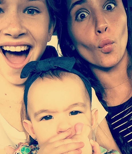 Hannah ha hecho un gran papel como hermana mayor. Sus cuatro hermanos la adoran y la extrañan demasiado.