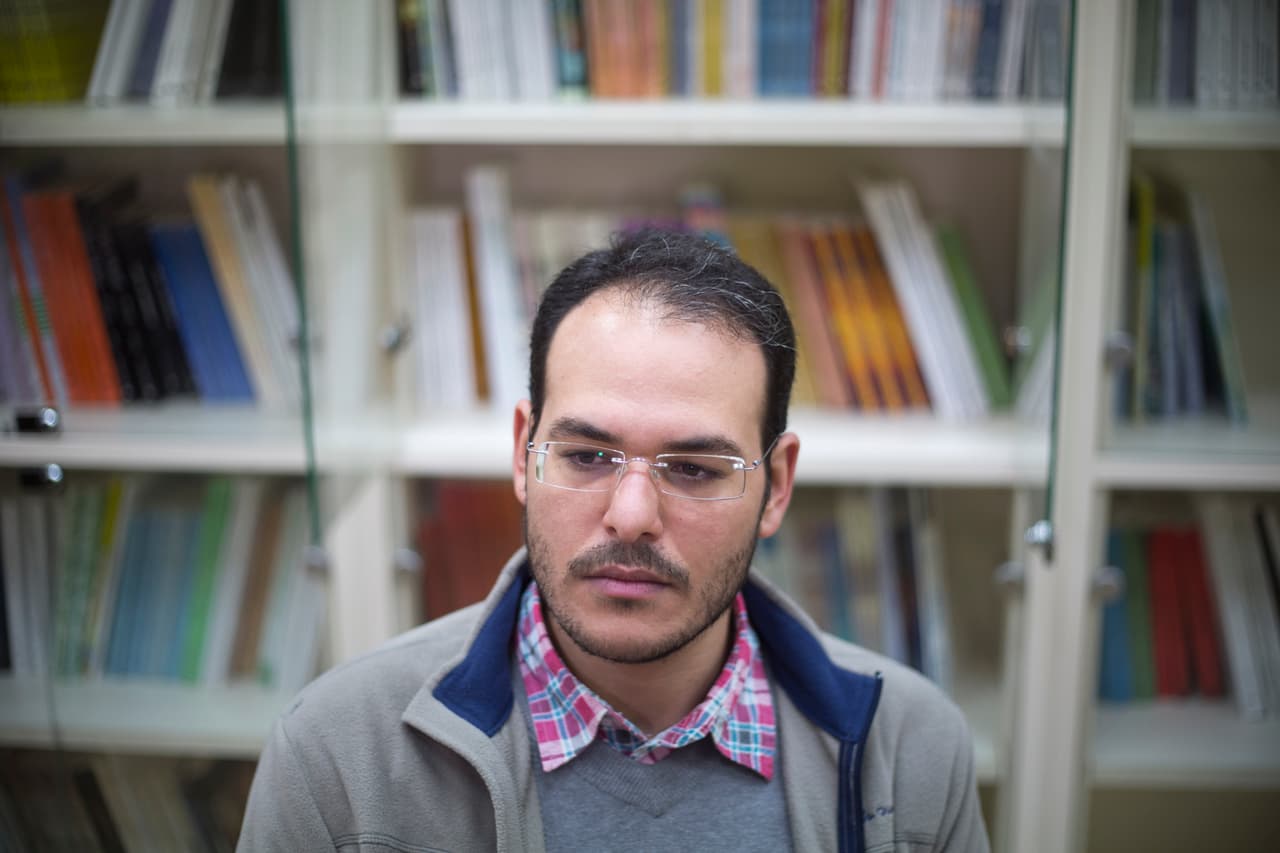 <b>National Association of Multicultural Engineering Program Advocates</b>
<br>La Asociación Nacional de los Defensores de Programas de Ingeniería Multiculturales, o
<a href="http://www.namepa.org/">NAMEPA</a> por sus siglas en inglés, le entrega becas de 1,000 dólares a estudiantes de primer año de universidad que estén comenzando programas de ingeniería y a estudiantes que se estén transfiriendo de un
<i>college</i> comunitario a un programa de ingeniería de cuatro años.