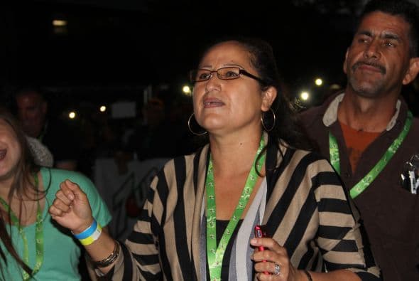 El popular Conjunto Primavera cerró con broche de oro la gran celebración del Latin Grammy Street Party en Phoenix, donde cientos de personas se congregaron desde muy temprano para escucharlos y cantar con ellos.