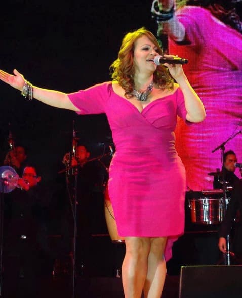 <b>Le gustaba ayudar. </b>Jenni sabía lo que significaba vivir con tantos obstáculos y tal vez por eso desde muy joven amaba ayudar a los demás.