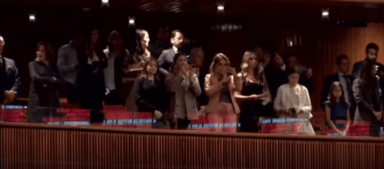 El 31 de agosto Santiago Creel Miranda fue nombrado como el nuevo Presidente de la Cámara de Diputados y del Congreso de la Unión de México y compartió en redes un video de su toma de protesta, en donde se aprecia a su familia disfrutando del momento desde un palco. Así como otro de las felicitaciones y muestras de cariño que le dieron.