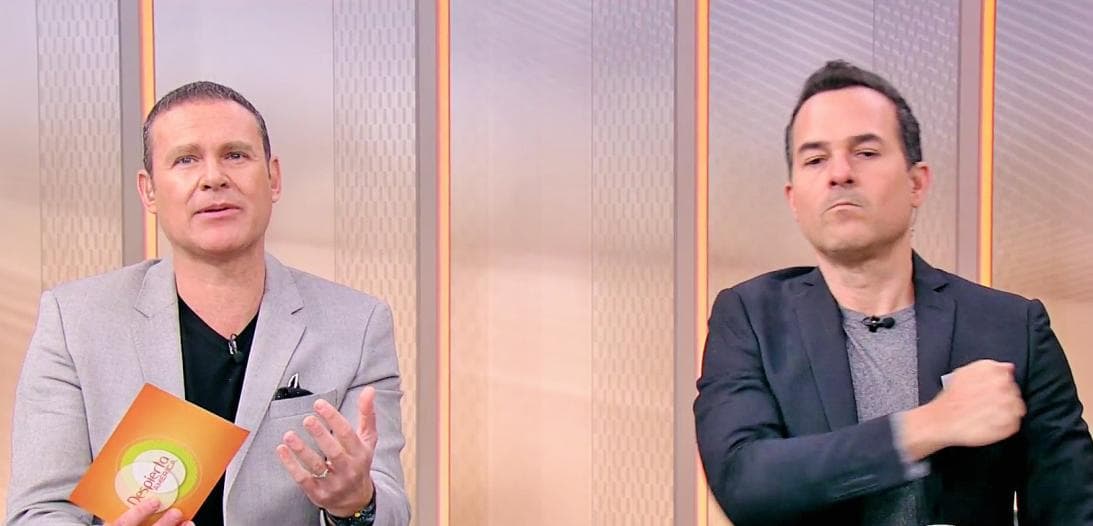 Hace unos meses Alan Tacher y Carlos Calderón tuvieron una charla
<a href="https://www.univision.com/shows/despierta-america/carlitos-calderon-y-alan-tacher-hablaron-sin-filtros-de-los-sentimientos-que-no-expresan-los-hombres-fotos" target="_blank">'Entre brothers' </a>en la que se notó la confianza que existe entre ellos.