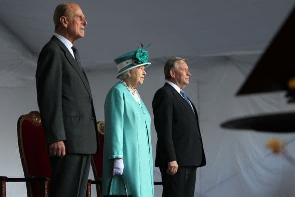 Esta extraña moneda tiene 80 centímetros de ancho y 12 de profundidad.