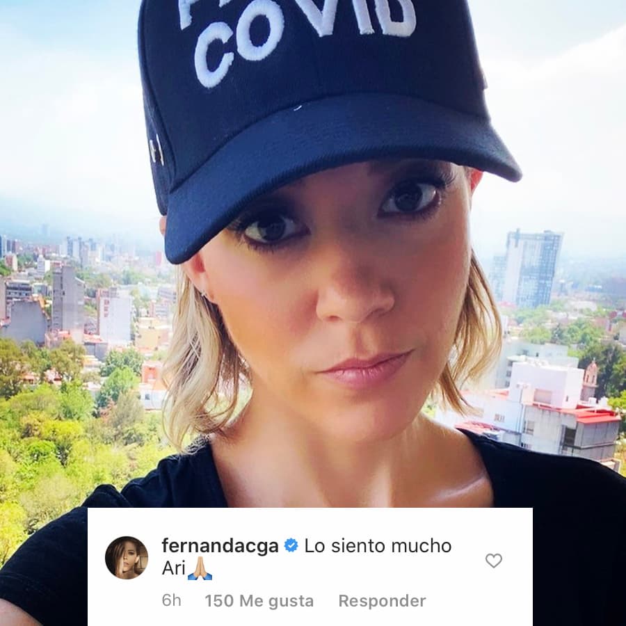 La actriz Fernanda Castillo se unió a las condolencias que le hicieron llegar a Ariadne Díaz. Ella escribió: "Lo siento mucho, Ari", mensaje que acompañó con unas manos en posición de rezo.