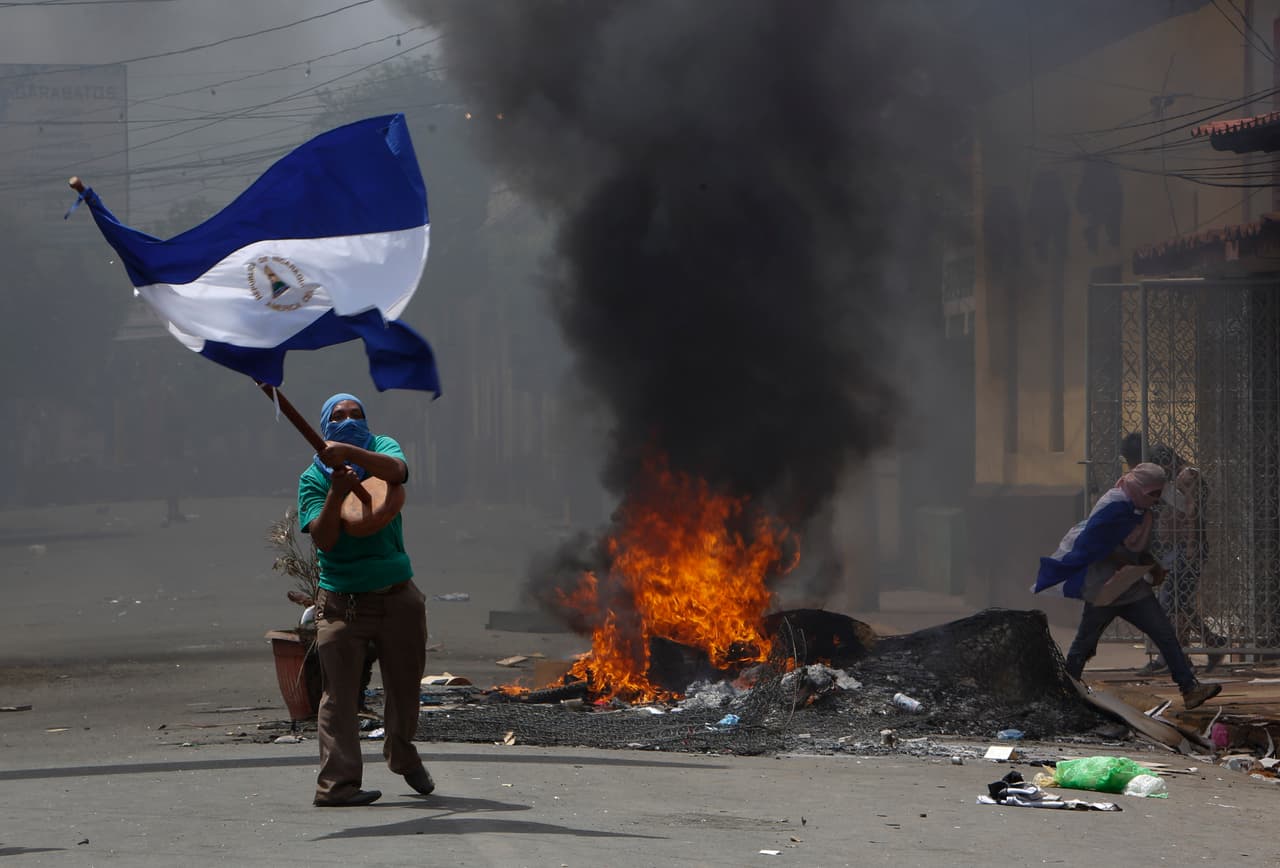 Al menos 52 personas han muerto en casi un mes de protestas en Nicaragua contra el gobierno de Daniel Ortega