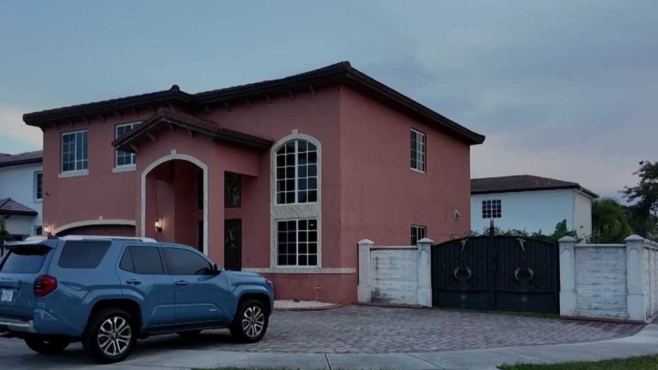 "Estoy nerviosa y alterada": roban a familia cubana cerca de 360,000 dólares de su casa