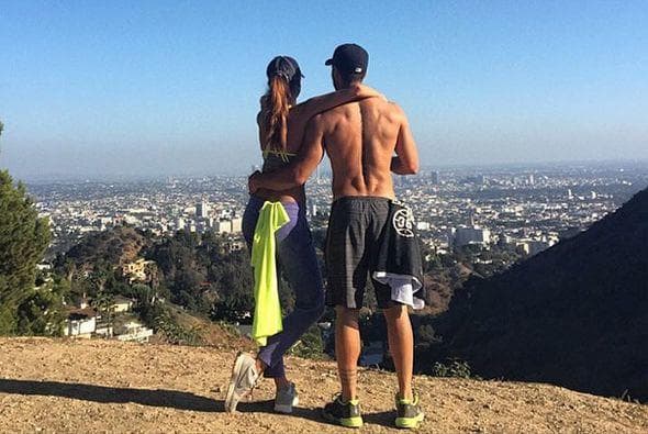 La pareja compartía el gusto por hacer ejercicio, pues publicaban imágenes en redes sociales de sus caminatas por las colinas de Los Ángeles. Sin embargo, su amor terminó.