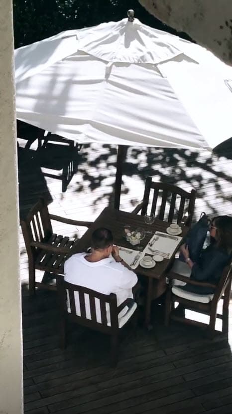 Desde el gym descubrió que 
<a href="https://www.univision.com/shows/el-gordo-y-la-flaca/raul-de-molina-ya-tiene-su-ciudad-favorita-para-comer-y-no-esta-en-estados-unidos-fotos">el Gordo estaba listo para comenzar a desayunar</a>.