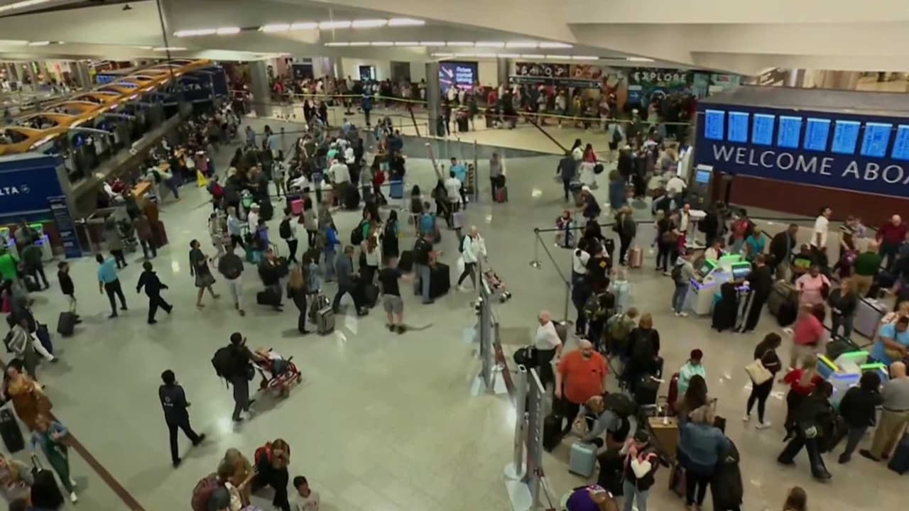 Los riesgos que enfrenta la comunidad inmigrante al viajar en estas vacaciones frente a nuevas restricciones