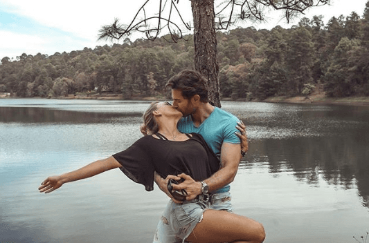 La de Ocampo será la cuarta telenovela en la que Boyer y Rulli actúan juntos, interpretando a una pareja.