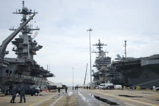 Dos muertos por un tiroteo en la base naval de Norfolk