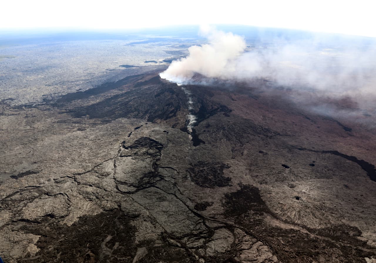 El volcán Kilauea ha estado en erupción casi continuamente durante más de tres décadas. Los flujos de lava del volcán han cubierto 48 millas cuadradas, según el Servicio Geológico de los Estados Unidos.