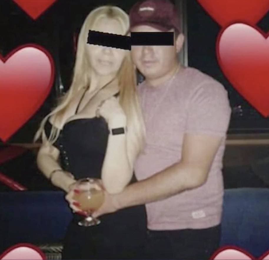 Algunos vecinos del lugar reportaron haber escuchado disparos afuera de la casa de la sospechosa. De acuerdo con las autoridades,
<b>la cita que Frank hizo con la mujer fue una trampa</b> ya que cuando supuestamente estaban solos, el compañero sentimental de la sospechosa apareció y cometieron el acto criminal.