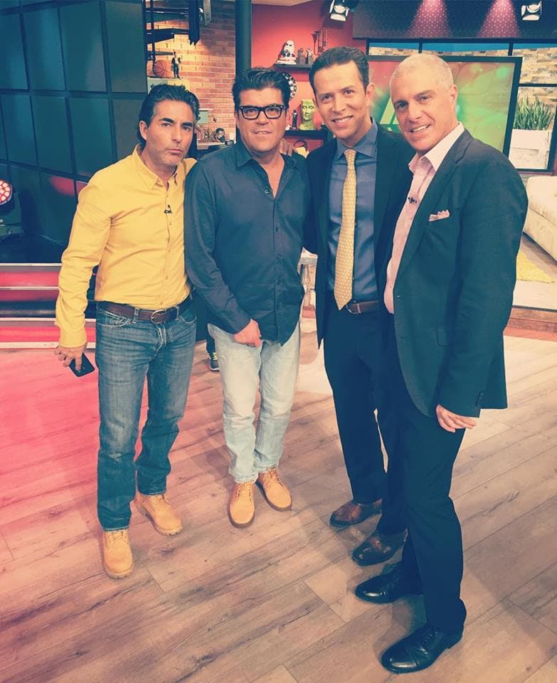 ¡Guapísimo! Ellos tienen actitud de viernes.