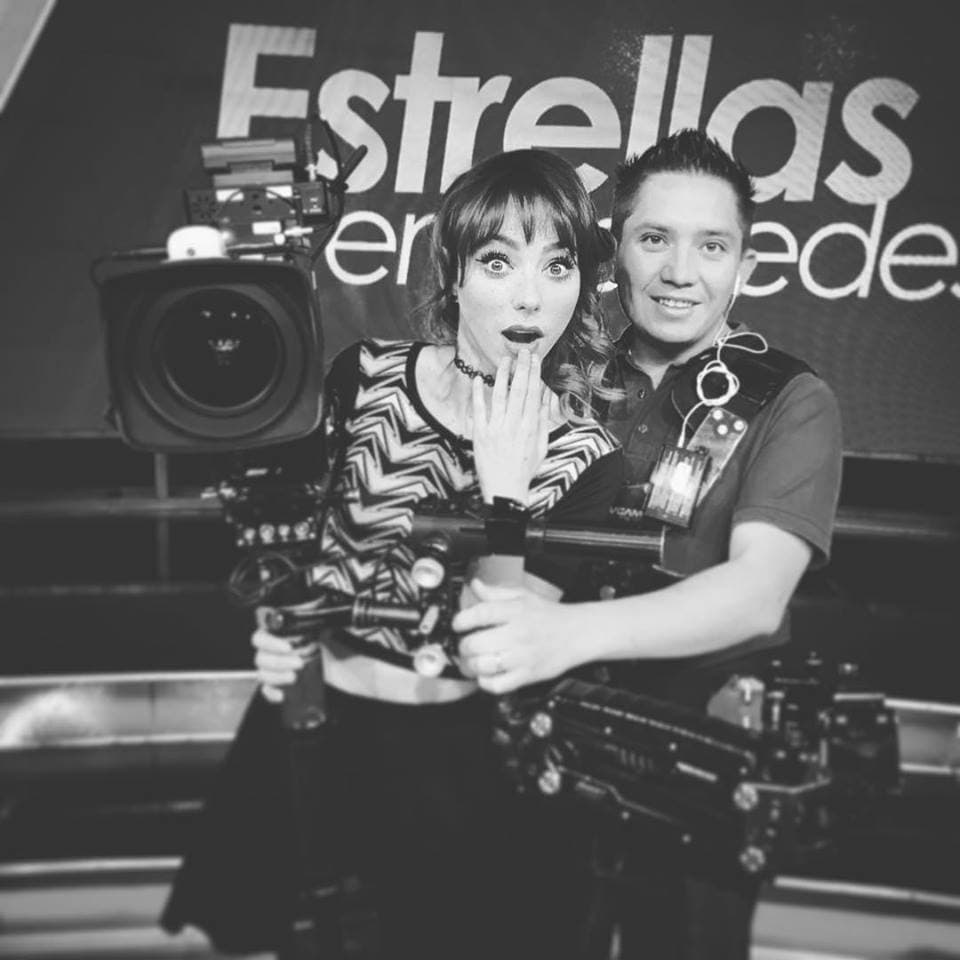 ¡Ups! Cachamos a lp que hacen las estrellas en redes.