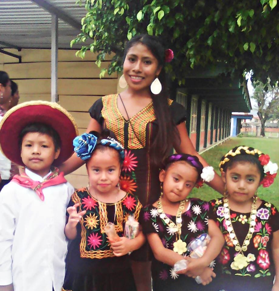 Sin embargo, la mexicana de 25 años no siempre fue actriz, pues antes de dar vida a 'Cleo' trabajaba como maestra de preescolar.