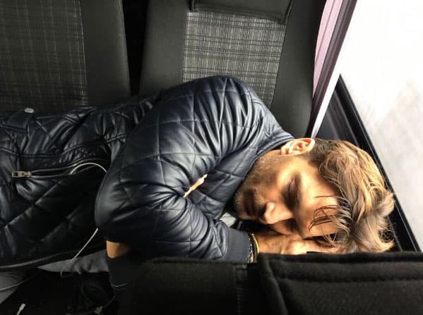 "Así me tienen los cambios de hora 🇷🇺 Ya ni se ni la hora ni el día 💪🏼 Pero nadie me quita lo bailao".