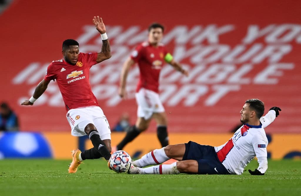 PSG derrotó al Manchester United con doblete de Neymar