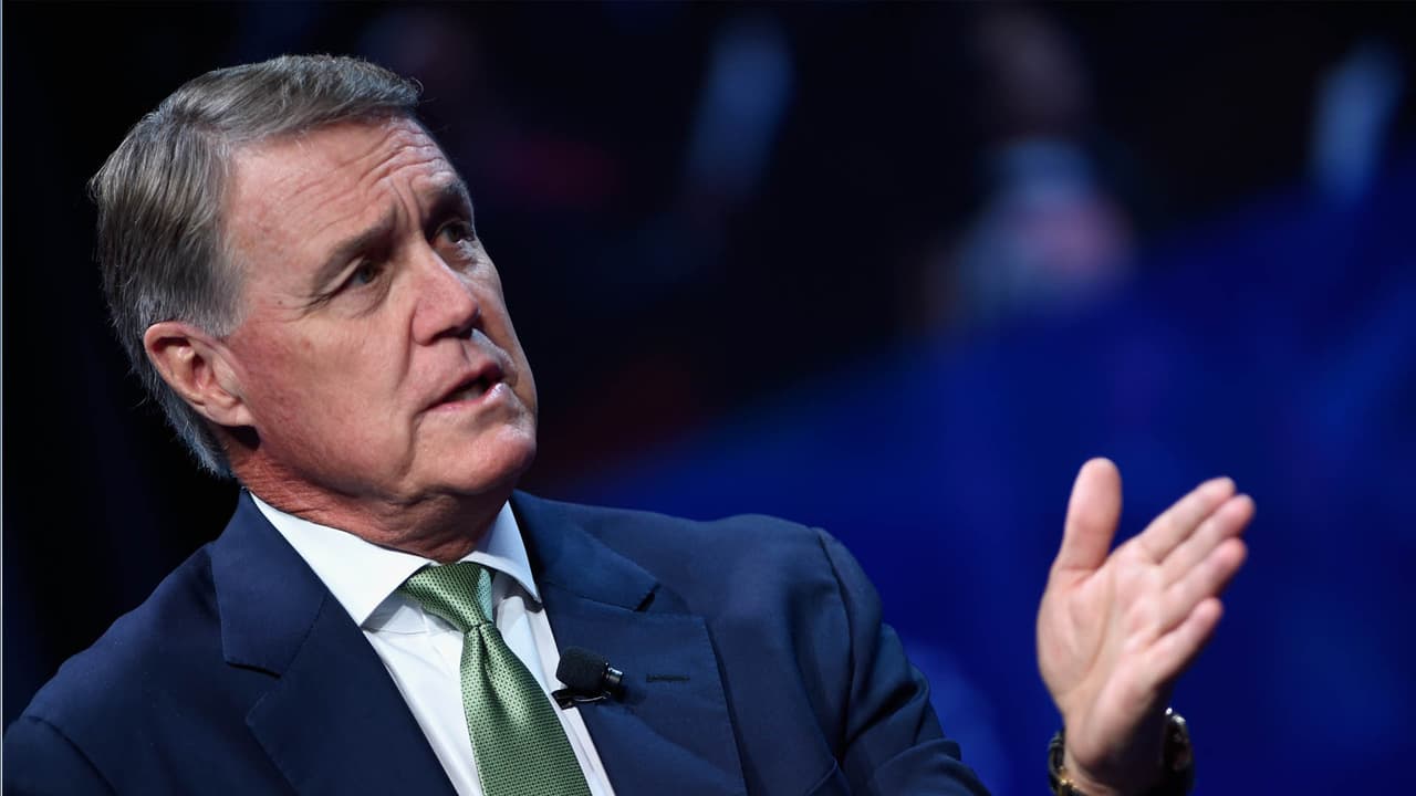 Republicano de Georgia bloquea proyecto de ley que dejaría en desventaja a hispanos que esperan visas de trabajo