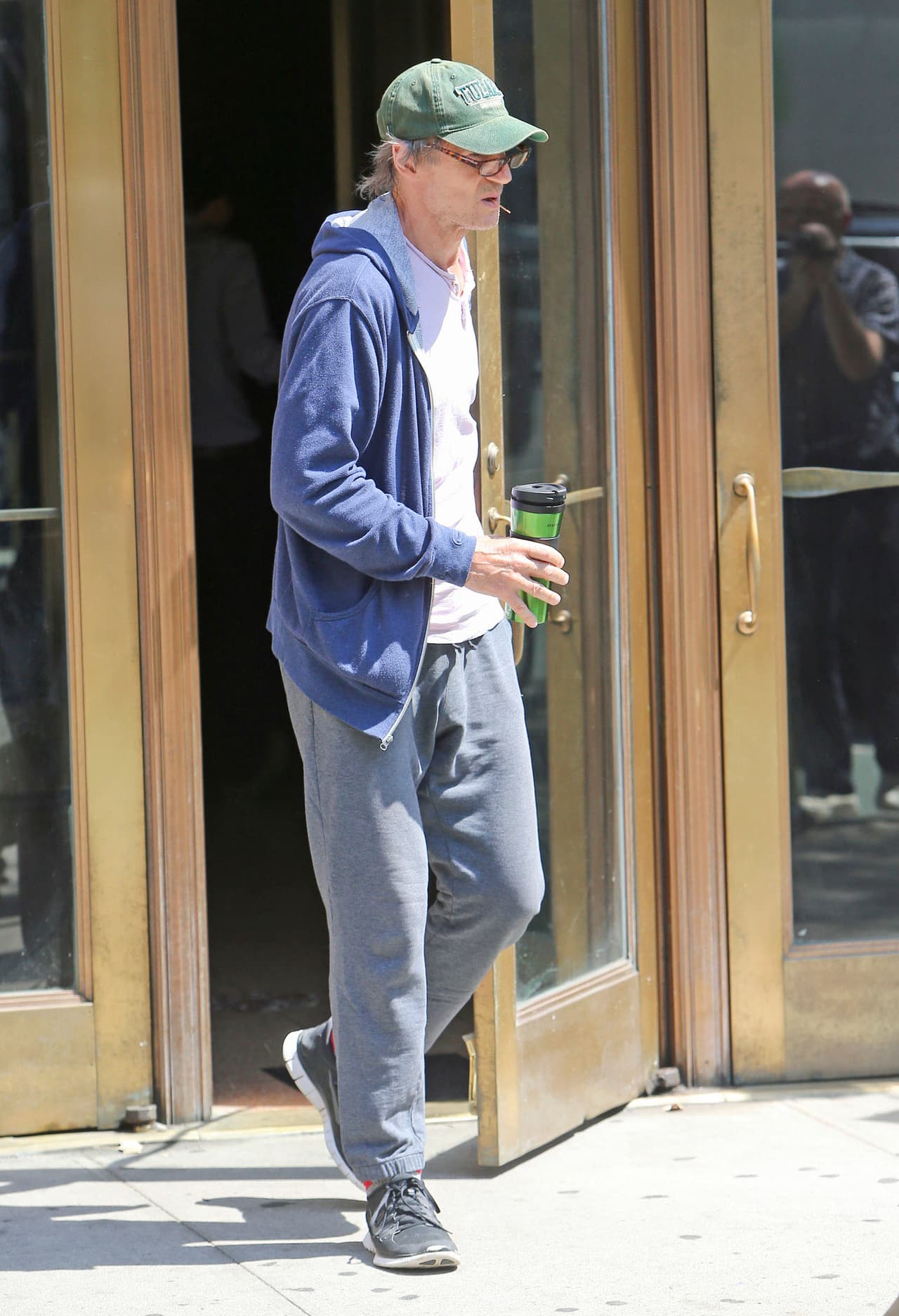 Claro, una muestra más de que los famosos son tan 'normales' como nosotros.