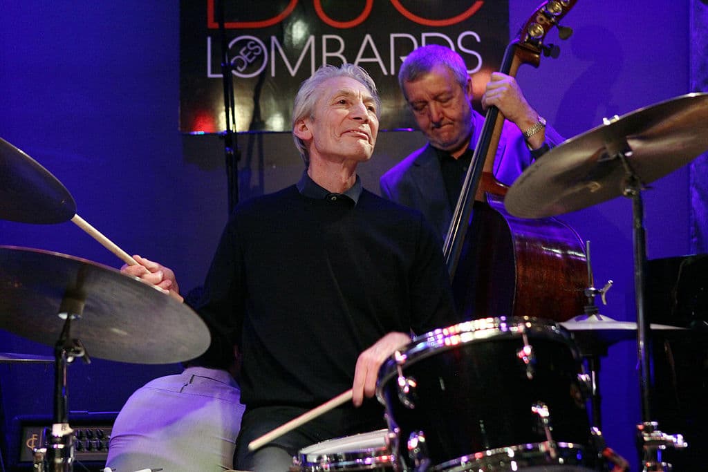 Watts dijo en ese momento que 'Por primera vez, mi tiempo ha estado un poco fuera de lugar”.