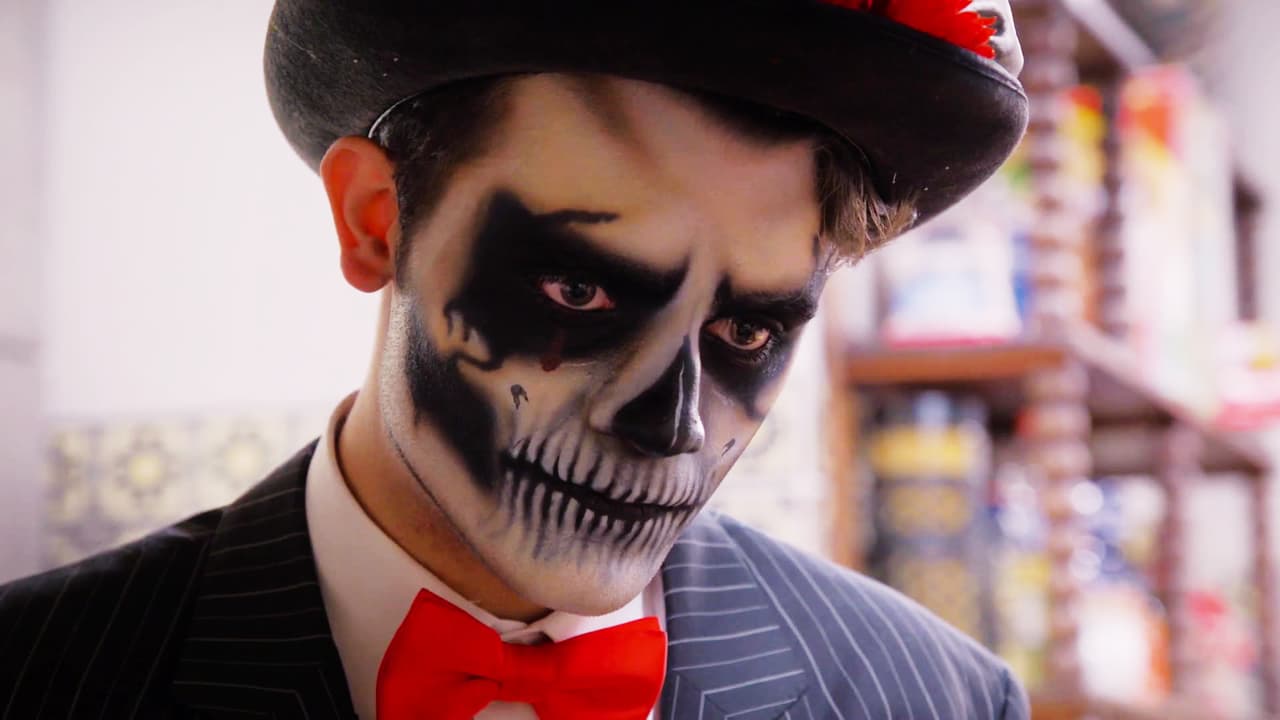 Sin embargo, la llegada a México de Guido cambiaría su vida radicalmente. Las celebraciones de Día de Muertos, fueron el escenario perfecto para que Guido revelara su verdadera personalidad al tratar de hacerle daño a los Córcega envenenando el chocolate en agua.